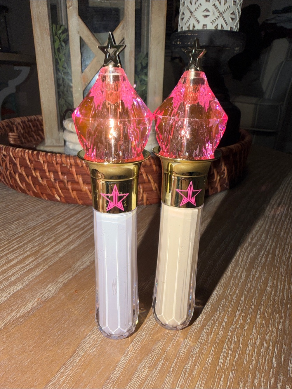 Jeffree Star Magic Star Concealer Duo- RV $44!!